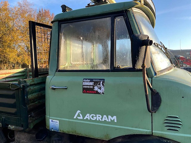 1973 mercedes unimog 406 vrachtwagen - afbeelding 22 van  44