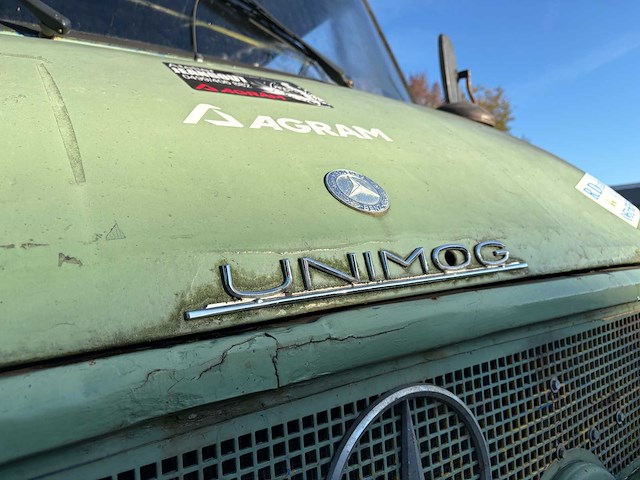 1973 mercedes unimog 406 vrachtwagen - afbeelding 29 van  44