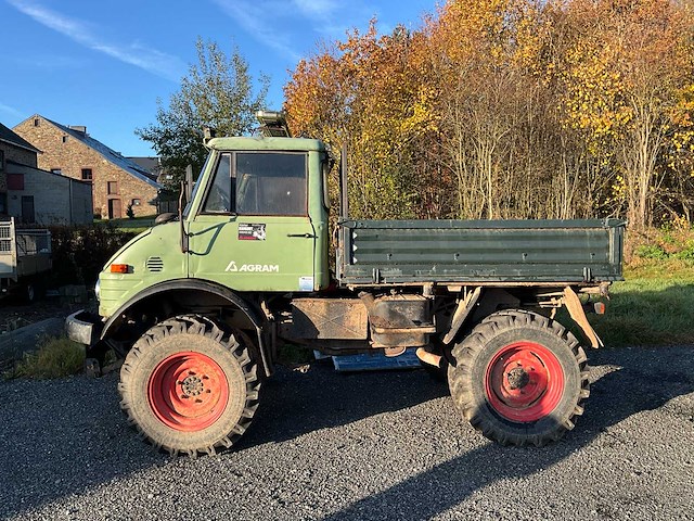 1973 mercedes unimog 406 vrachtwagen - afbeelding 12 van  44