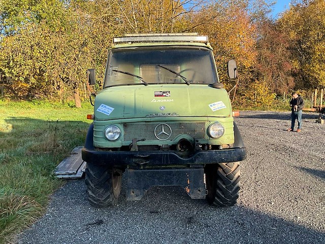 1973 mercedes unimog 406 vrachtwagen - afbeelding 43 van  44