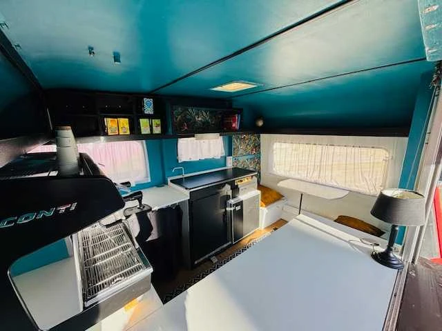 1974 chateau 320 foodtruck - afbeelding 3 van  66