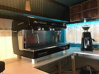 1974 chateau 320 foodtruck - afbeelding 4 van  66