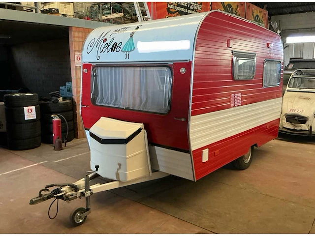 1974 chateau 320 foodtruck - afbeelding 64 van  66