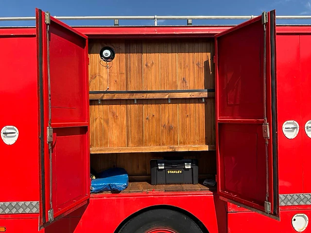 1974 dodge wcas541 feestbus - afbeelding 4 van  33