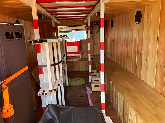 1974 dodge wcas541 feestbus - afbeelding 9 van  33
