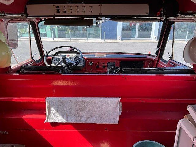 1974 dodge wcas541 feestbus - afbeelding 16 van  33