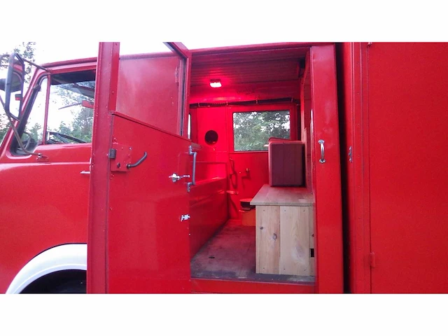 1974 dodge wcas541 feestbus - afbeelding 24 van  33