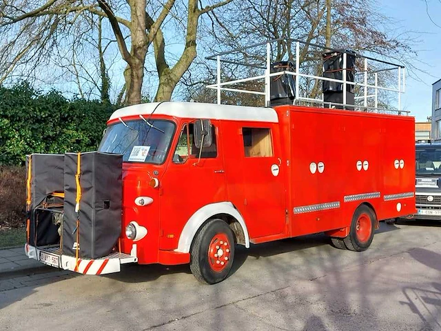 1974 dodge wcas541 feestbus - afbeelding 33 van  33