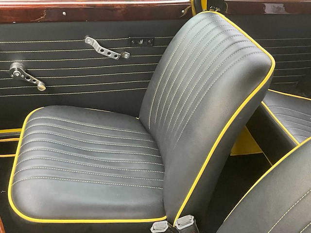 1974 leyland 1000 oldtimer - afbeelding 24 van  45