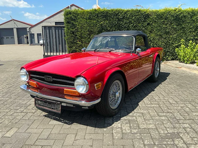 1974 tiumph tr6 oldtimer - afbeelding 12 van  43
