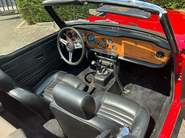 1974 tiumph tr6 oldtimer - afbeelding 25 van  43