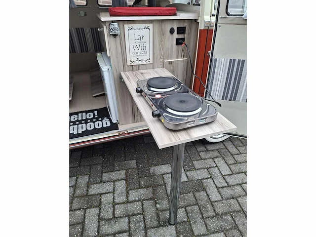 1974 volkswagen t1 camper oldtimer - afbeelding 28 van  51