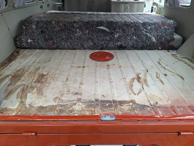 1974 volkswagen t1 camper oldtimer - afbeelding 30 van  51