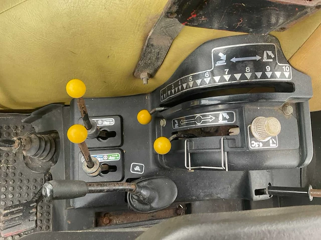 1975 case 745 xl bosbouwtractor - afbeelding 15 van  20