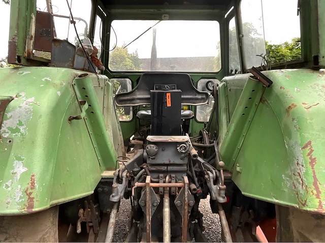 1975 fendt farmer 106s turbomatik met voorlader - afbeelding 21 van  53