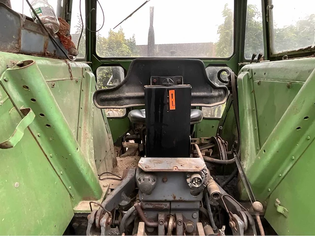1975 fendt farmer 106s turbomatik met voorlader - afbeelding 24 van  53