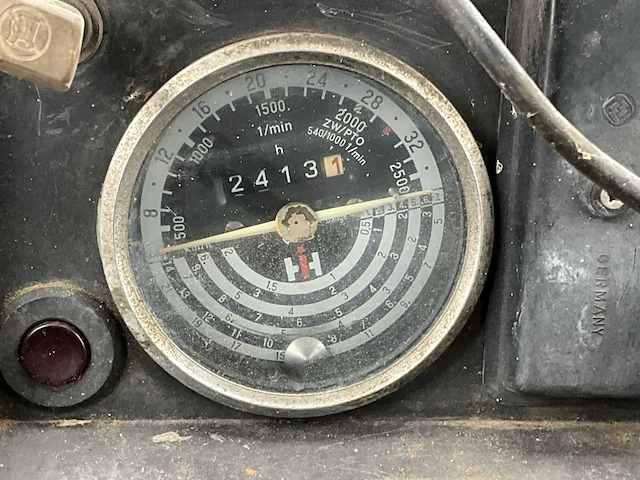 1975 international 744 - afbeelding 10 van  29