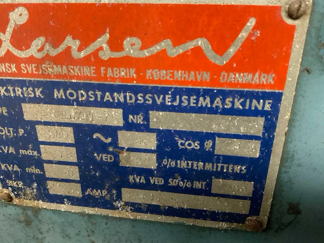 1975 larsen grl/rt-75 naadlasmachine - afbeelding 9 van  9