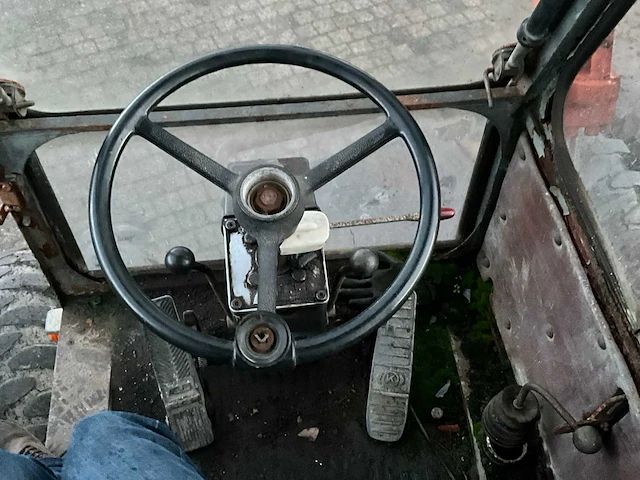 1977 atlas 1302e banden graafmachine - afbeelding 11 van  29