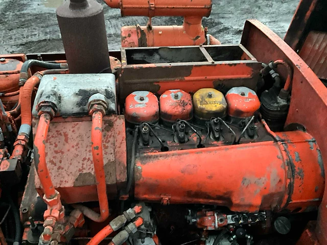 1977 atlas 1302e banden graafmachine - afbeelding 17 van  29