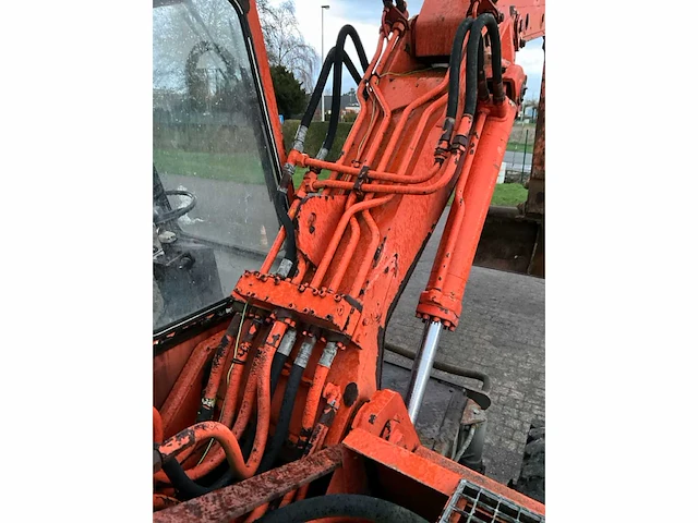 1977 atlas 1302e banden graafmachine - afbeelding 20 van  29