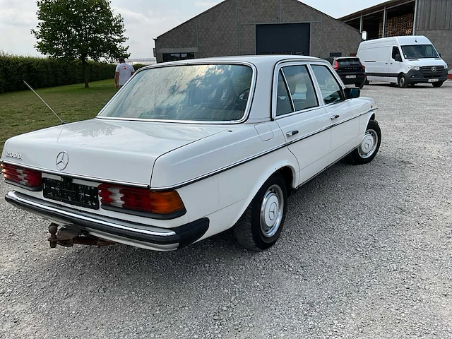 1978 mercedes-benz 200 oldtimer - afbeelding 25 van  29