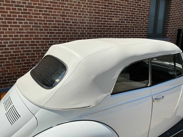 1978 volkswagen cabrio kever 1.6 injectie white edition karmann oldtimer - afbeelding 4 van  42