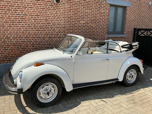 1978 volkswagen cabrio kever 1.6 injectie white edition karmann oldtimer - afbeelding 1 van  42