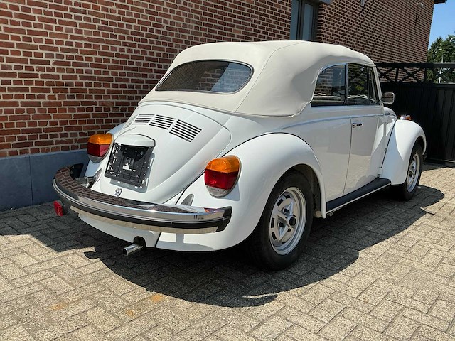 1978 volkswagen cabrio kever 1.6 injectie white edition karmann oldtimer - afbeelding 38 van  42
