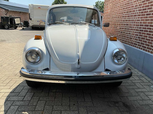 1978 volkswagen cabrio kever 1.6 injectie white edition karmann oldtimer - afbeelding 40 van  42