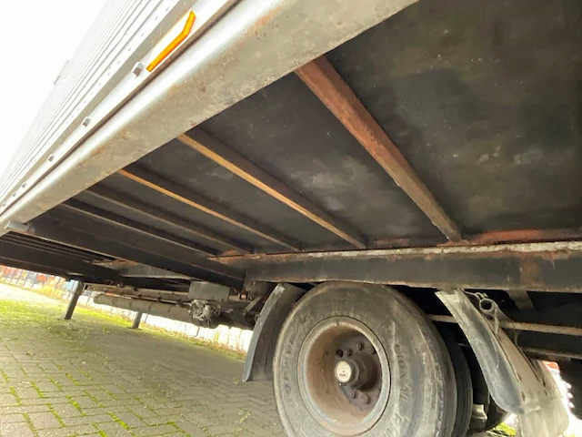 1979 latre oplegger met volledig keuken inbouw - afbeelding 8 van  90
