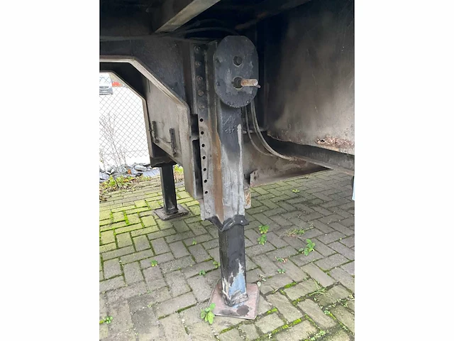 1979 latre oplegger met volledig keuken inbouw - afbeelding 17 van  90
