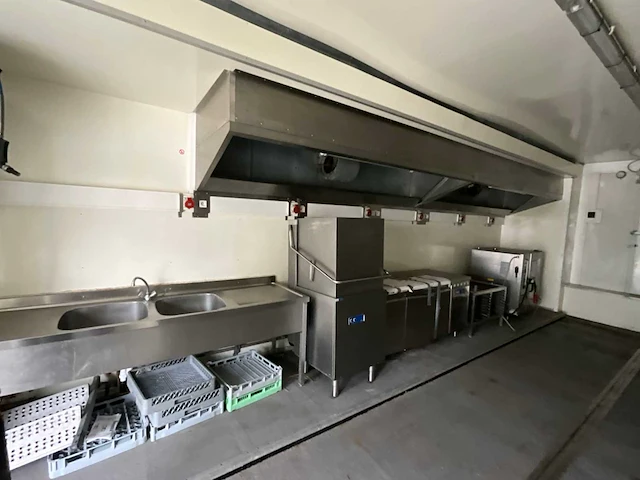 1979 latre oplegger met volledig keuken inbouw - afbeelding 27 van  90