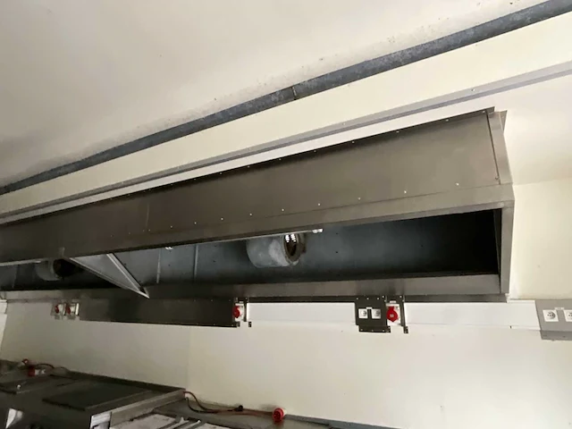 1979 latre oplegger met volledig keuken inbouw - afbeelding 36 van  90