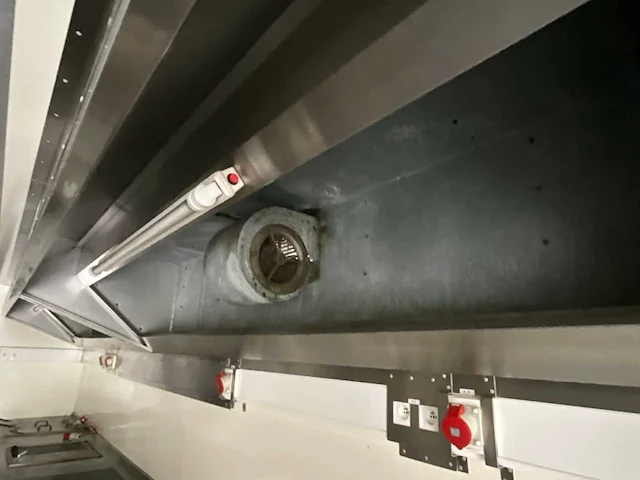 1979 latre oplegger met volledig keuken inbouw - afbeelding 37 van  90