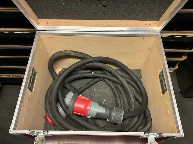 1979 latre oplegger met volledig keuken inbouw - afbeelding 77 van  90