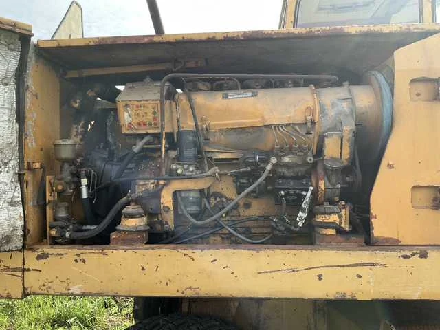 1979 liebherr a901 banden graafmachine - afbeelding 19 van  32