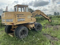 1979 liebherr a901 banden graafmachine - afbeelding 12 van  32