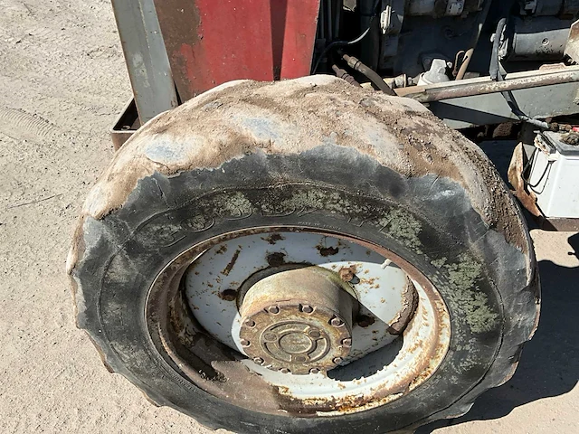 1979 massey ferguson mf 274 oldtimer tractor - afbeelding 12 van  24