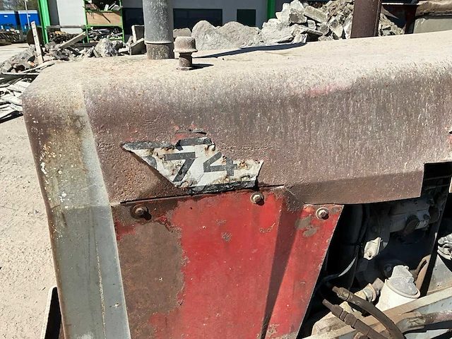 1979 massey ferguson mf 274 oldtimer tractor - afbeelding 13 van  24