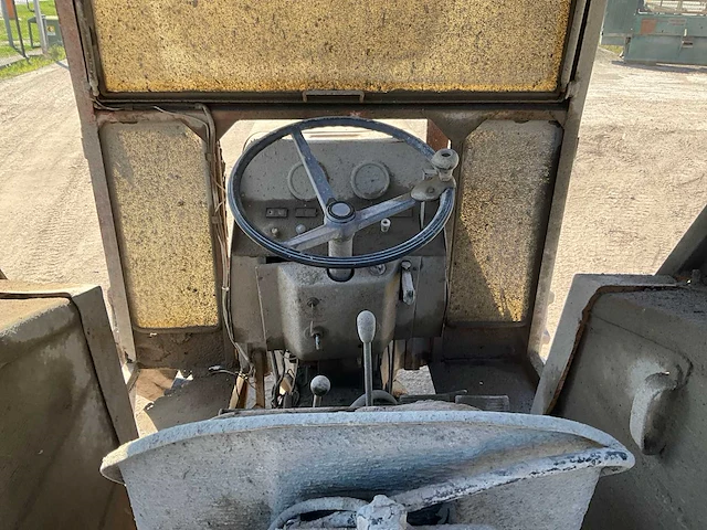 1979 massey ferguson mf 274 oldtimer tractor - afbeelding 17 van  24