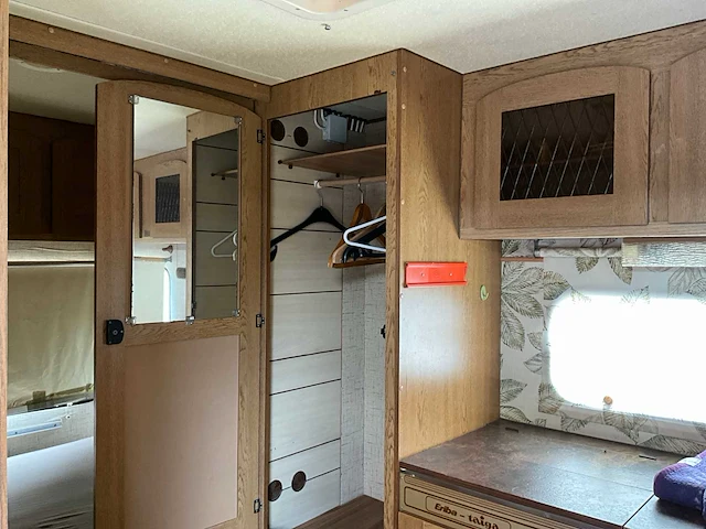 1979 taiga 420 caravan - afbeelding 8 van  19