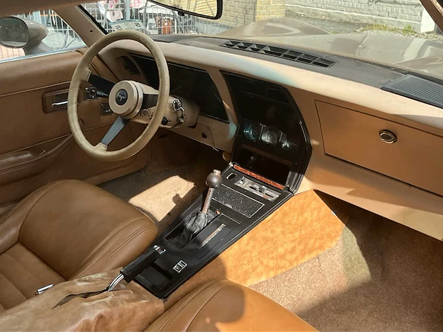 1980 chevrolette corvette c3(amper 7900km) - afbeelding 25 van  46