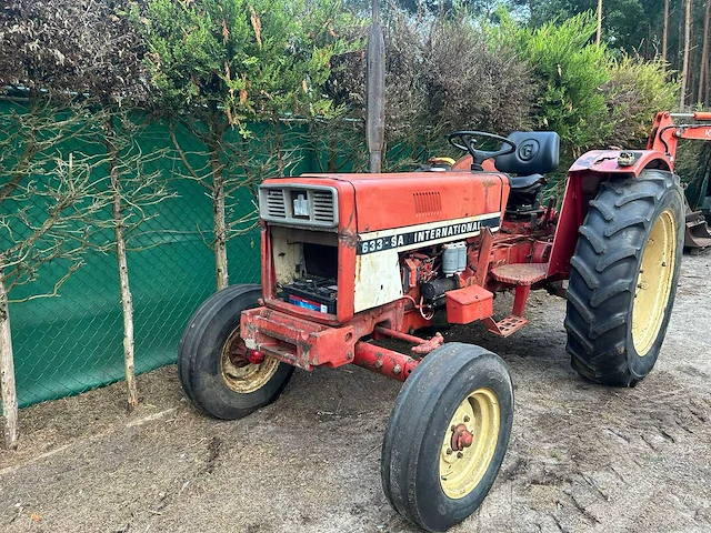 1980 international harvester 633 sa tractor 2wd - afbeelding 1 van  14