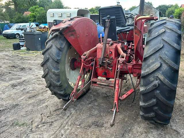 1980 international harvester 633 sa tractor 2wd - afbeelding 10 van  14