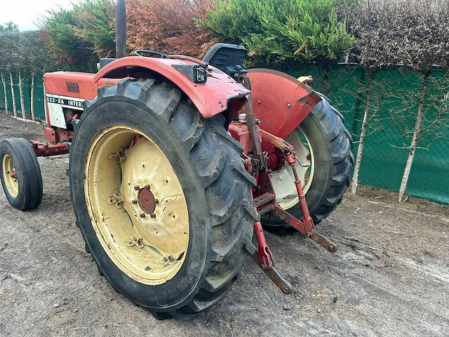 1980 international harvester 633 sa tractor 2wd - afbeelding 12 van  14