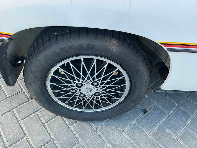 1980 porsche 924 le mans 2.0 - afbeelding 21 van  35