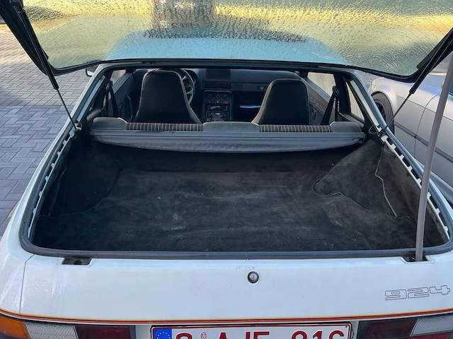 1980 porsche 924 le mans 2.0 - afbeelding 26 van  35