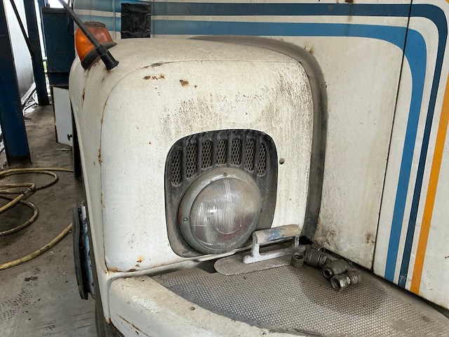 1980 scania 111 takelwagen - afbeelding 30 van  64