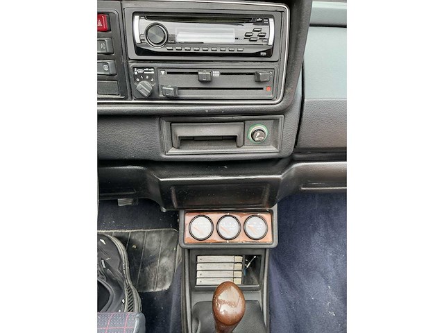 1980 volkswagen golf 1 cabrio met waardeverslag! - afbeelding 8 van  45